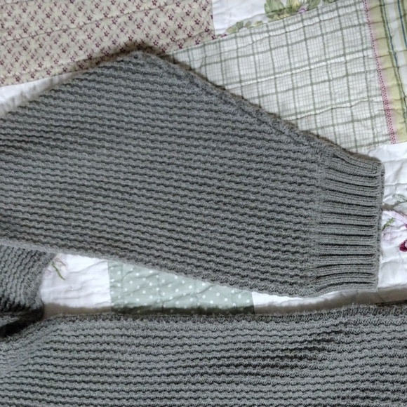 Eddie Bauer Men's 3 Button Light Olive Green Sweater‎ - Picture 4 of 12